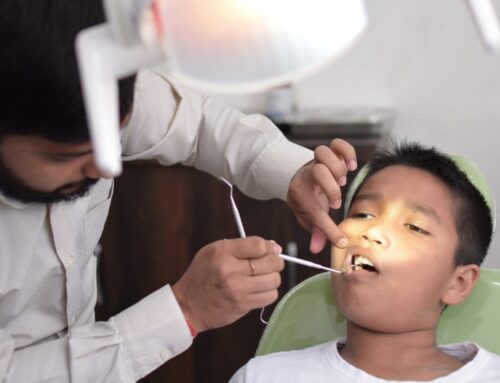 What a Kansas City Dentist Office for Kids Looks for During Routine Checkups